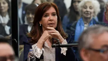 Cristina Fernández denuncia "mentiras y difamaciones" en juicio en su contra