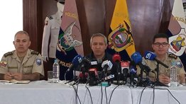 Protesta por atroz femicidio llega a la Policía del Ecuador