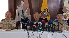 Protesta por atroz femicidio llega a la Policía del Ecuador