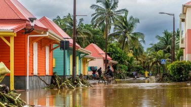 Registran inundaciones en Puerto Rico por el huracán Fiona
