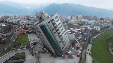 14 personas perdieron la vida luego del terremoto originado en Taiwán