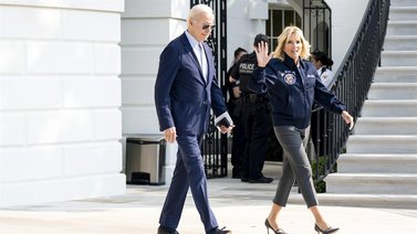 Biden llega a Londres para asistir al funeral de la reina Isabel II