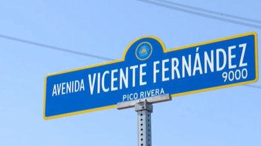 Nombran una calle en Los Ángeles en honor a Vicente Fernández
