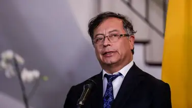 Petro pide a Cuba ser sede del diálogos de paz con el ELN Petro pide a Cuba ser sede del diálogos de paz con el ELN