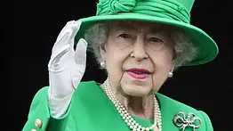 Isabel II será homenajeada por el Liverpool en Champions