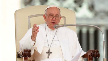 Papa Francisco: Existe el riesgo de una guerra nuclear