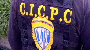 Detienen a un hombre por secuestrar a su pareja en La Guaira