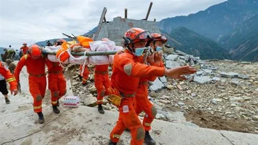 Ascienden a 74 los muertos por terremoto en el centro de China