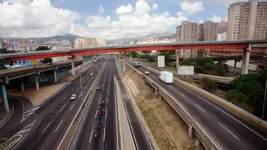 Alcaldía de Caracas realiza mantenimiento en Caricuao Alcaldía de Caracas realiza mantenimiento en Caricuao