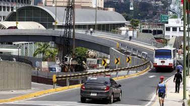 Elevado Bicentenario en Los Teques cerrará durante cinco días