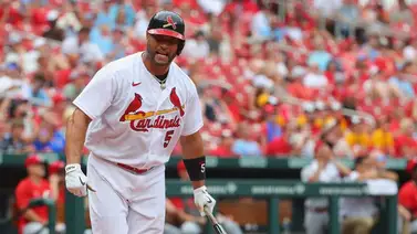 Albert Pujols conecta el 695 y está a uno de Alex Rodríguez Albert Pujols conecta el 695 y está a uno de Alex Rodríguez