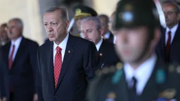 Asesor del presidente de Turquía renuncia tras escándalo de corrupción
