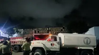 Reportan incendio en Chacao: Alcalde Duque reseñó las llamaradas de un taller mecánico Reportan incendio en Chacao: Alcalde Duque reseñó las llamaradas de un taller mecánico