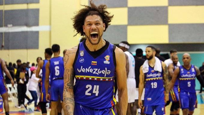 ¡Ganó Venezuela! Vinotinto de las alturas supera a Dominicana a toda Carrera en Barquisimeto