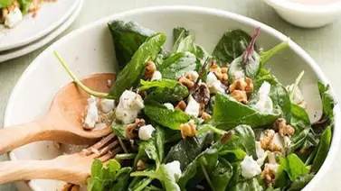 Ensalada de espinacas para una hemoglobina de hierro Ensalada de espinacas para una hemoglobina de hierro