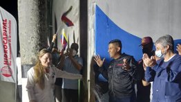 Hidrocapital entregó tanque de agua al Hospital Domingo Luciani