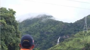 Despliegan organismos de protección civil por inundaciones en Carabobo