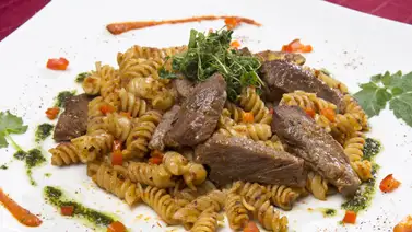 Pasta salteada con solomo para toda la familia Pasta salteada con solomo para toda la familia
