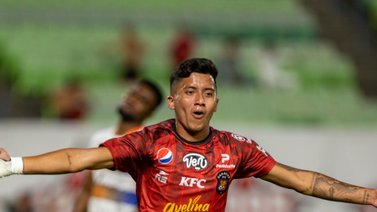 Caracas FC vence a la Academia Puerto Cabello 3-1