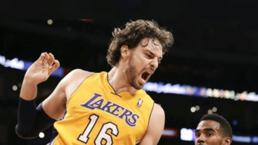 Los Lakers retirarán el número de Pau Gasol