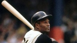Puerto Rico declara prócer a Roberto Clemente