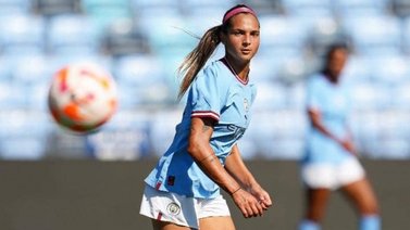 Deyna Castellanos anota en su debut oficial con Manchester City