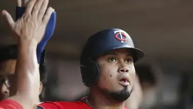 ¡Una regadera! Luis Arráez saca ventaja en el liderato de bateo ¡Una regadera! Luis Arráez saca ventaja en el liderato de bateo