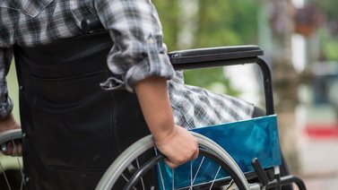 Conozca los términos correctos para dirigirse a las personas con discapacidad
