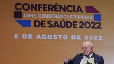 Brasil: Un juez ordena retirar videos en los que Lula llama "genocida" a Bolsonaro