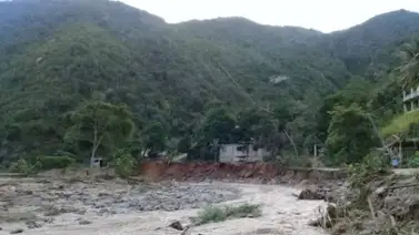Lluvias obstruyeron paso entre Puerto Maya y Puerto Cruz, estado Aragua Lluvias obstruyeron paso entre Puerto Maya y Puerto Cruz, estado Aragua