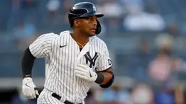 ¡Miguel Andújar a Las Mayores! Matt Carpenter se fractura y los Yankees elevan al dominicano
