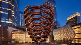 Reabren la escultura "The Vessel" en Nueva York y la dotan de una red antisuicidios