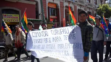 Campesinos bolivianos levantan protestas tras acordar reunión con Arce Campesinos bolivianos levantan protestas tras acordar reunión con Arce