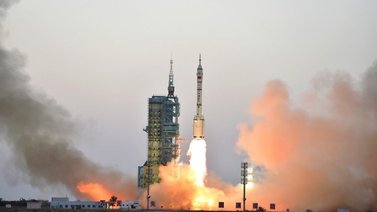 China lanza con éxito nueva nave espacial reutilizable
