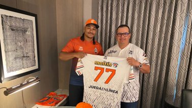 ¡Refuerzo grandeliga! Los Caribes de Anzoátegui firmaron al lanzador Luis García