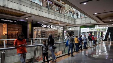 Emprendimientos se mudan a los locales en malls