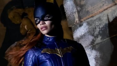 Por estas razones Warner Bros. cancela estreno de "Batgirl"