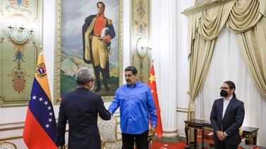 Ejecutivo Nacional impulsa Ley de Zonas Económicas Especiales ante representante de China
