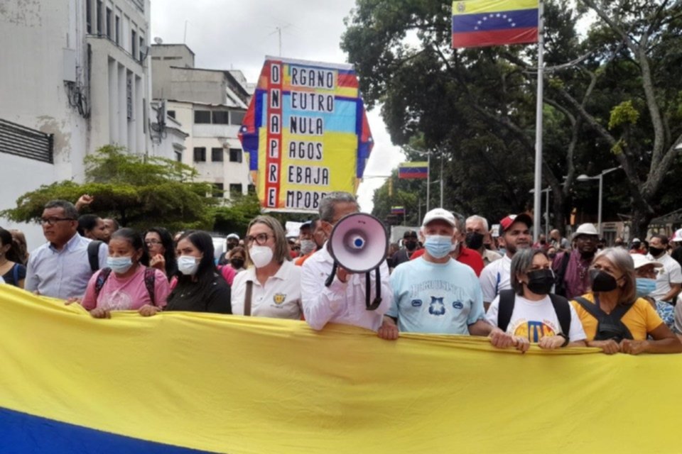En imágenes: Así fue la marcha de las "ollas vacías" en Caracas