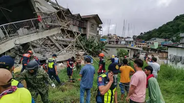 Al menos 10 muertos por el terremoto en Filipinas Al menos 10 muertos por el terremoto en Filipinas