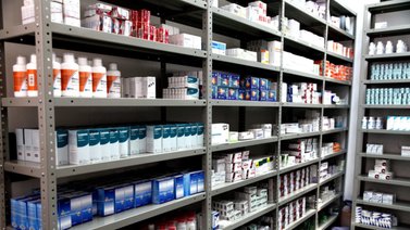 Cajas "gringas" con medicamentos son esperadas con ansias