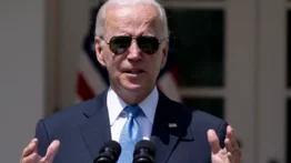 Biden supera la COVID-19 y anima a EEUU a vacunarse