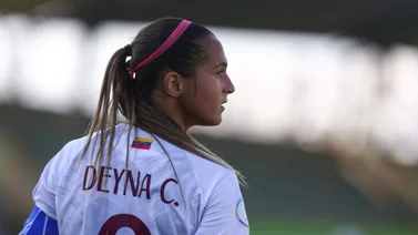 Deyna Castellanos y la mesura ante la crítica (Análisis)