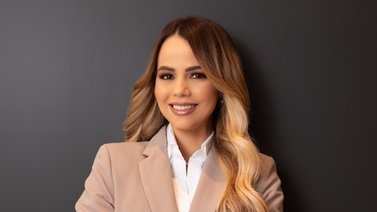 Dorianny Diaz se consolida como experta en comunicaciones internacionales