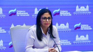 Rodríguez destaca gestión de sistema de salud venezolano contra el COVID