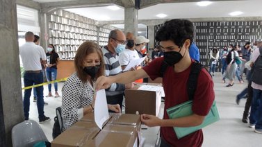 Planchas oficialistas pierden en las 11 facultades de la UCV
