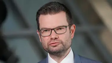 Alemania ordena el uso obligatorio del tapabocas ante la propagación del coronavirus Alemania ordena el uso obligatorio del tapabocas ante la propagación del coronavirus