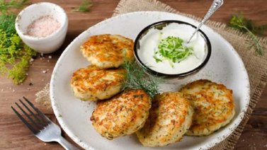 Tortitas de calabacín con pollo