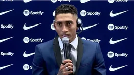 El Barcelona presenta al brasileño Raphinha