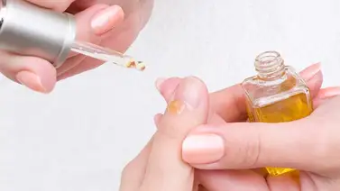 Aceites para tratar las estrías de las uñas Aceites para tratar las estrías de las uñas